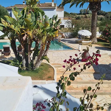 Les Arcades Apartment Almadena